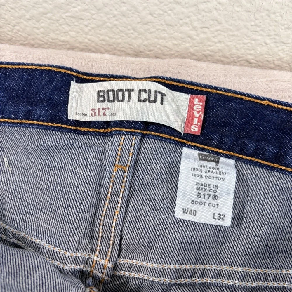 Vintage Levi's 517 Boot Cut Jeans in Blue Denim Men 40x33 (Tag 40x32) Y2K NWT